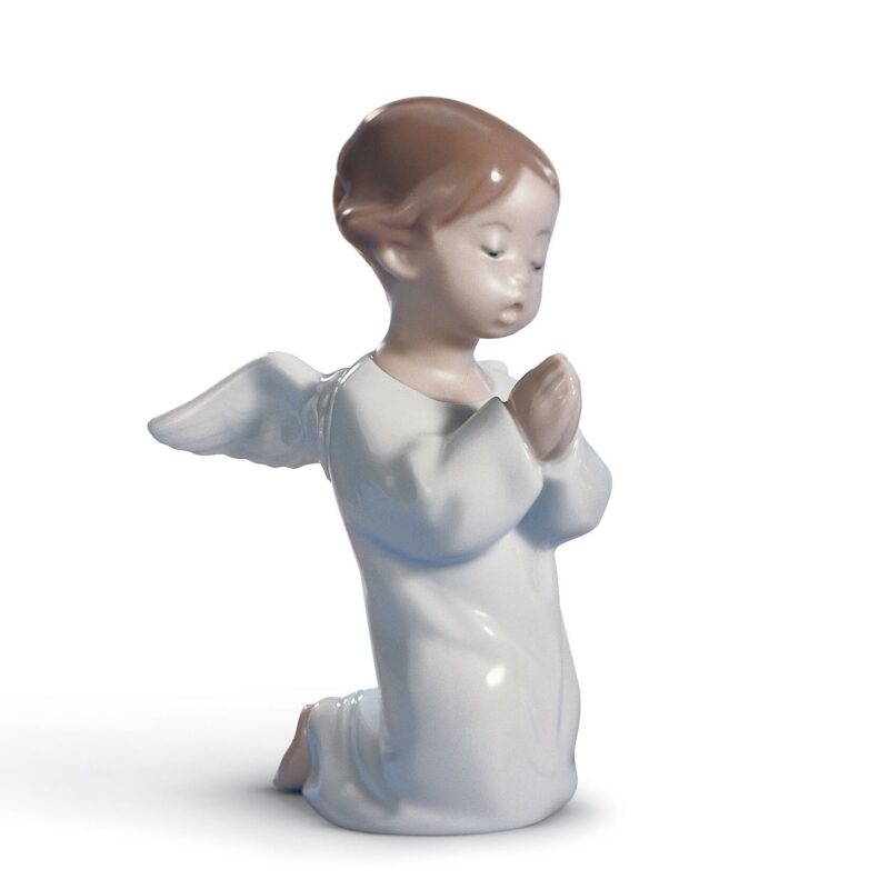 Angel Orando