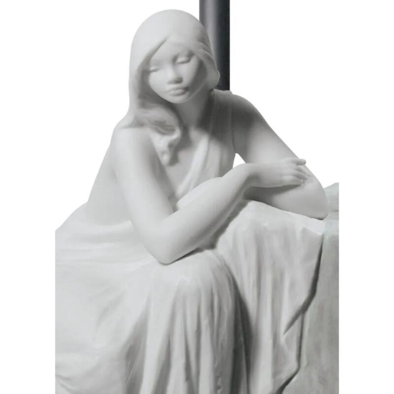 LAMPARA MUJER CONTEMPLATIVA - Imagen 2